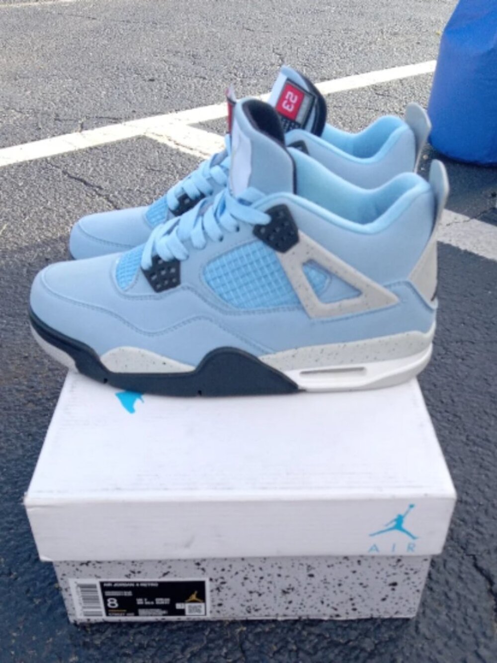 Air Jordan 4 Retro, University Blue